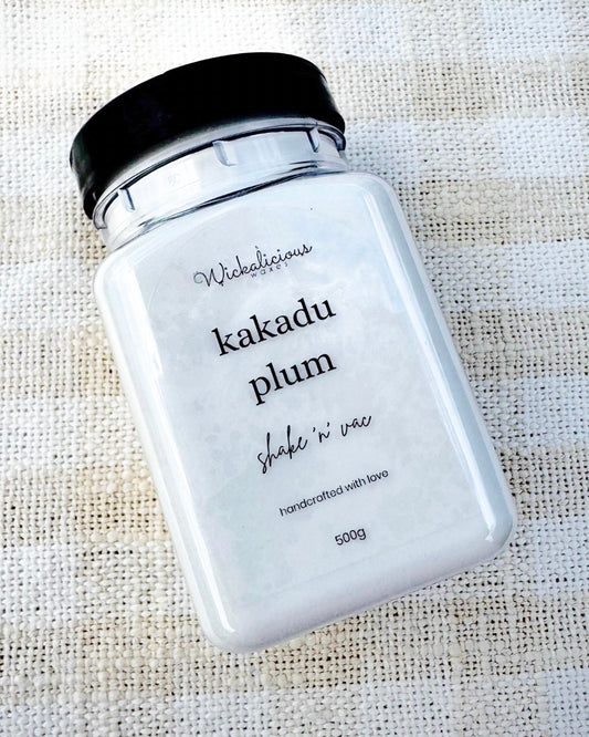 Shake ‘n’ Vac Carpet Freshener